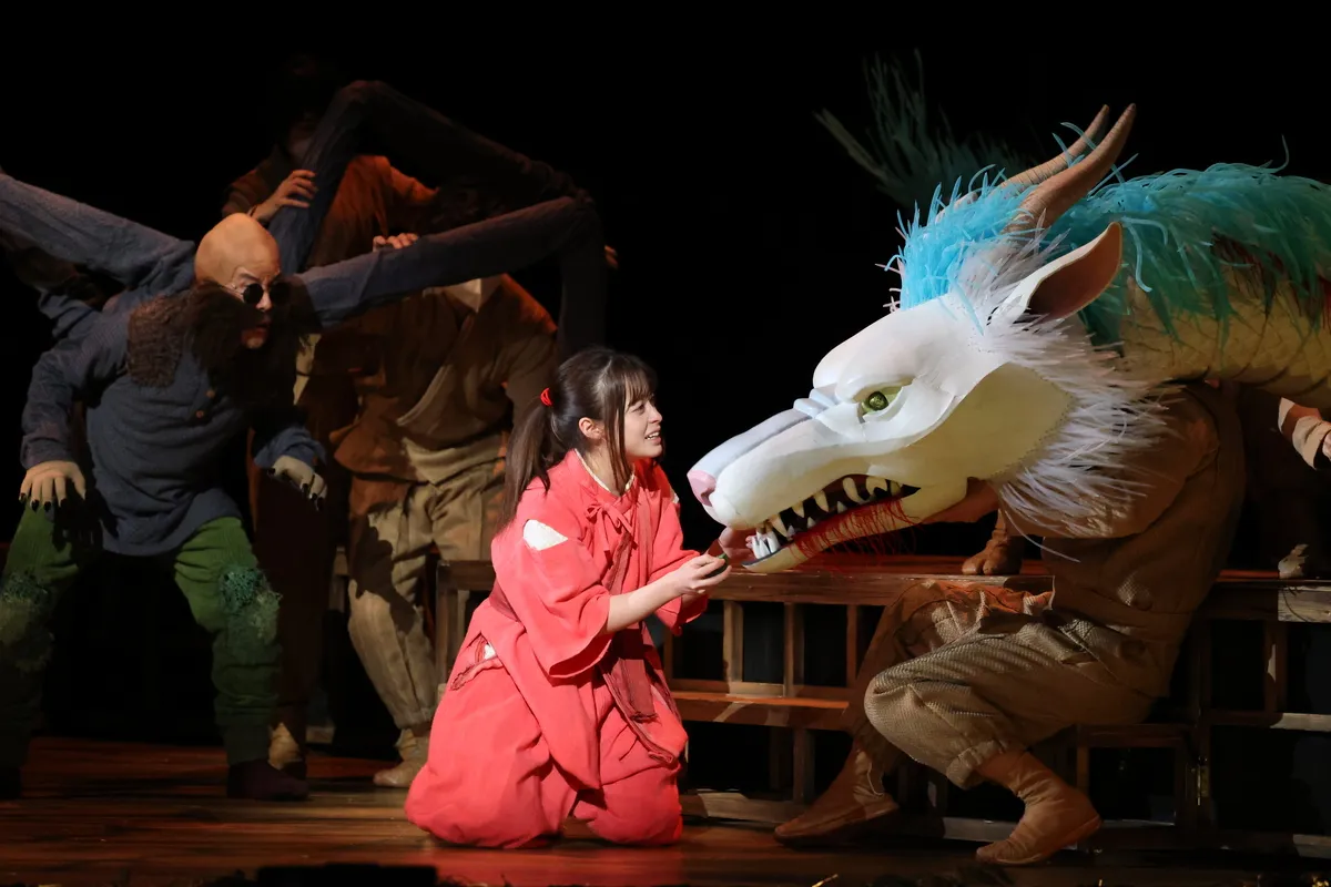 2022年初演 舞台「千と千尋の神隠し」舞台写真
