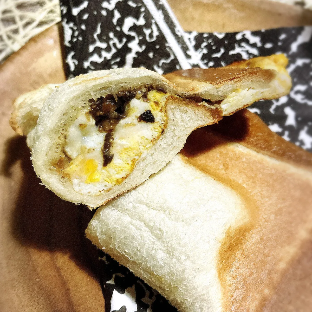 スクランブルエッグと一緒に