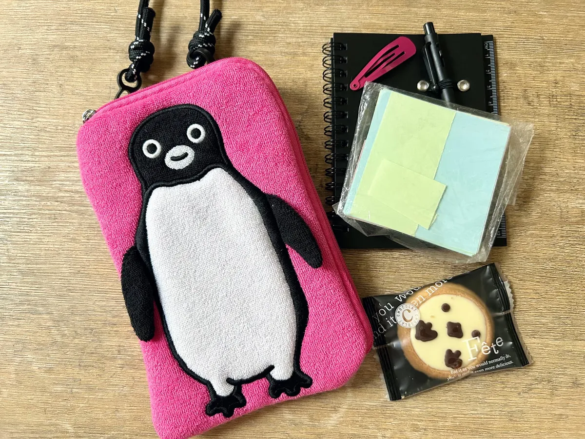 小さい折り紙がさらに細切れに。何に使ったんだろう