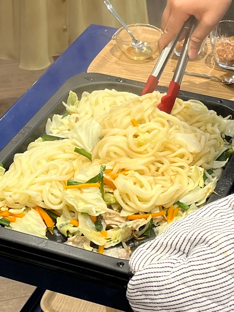一気に４人分の焼きうどんが