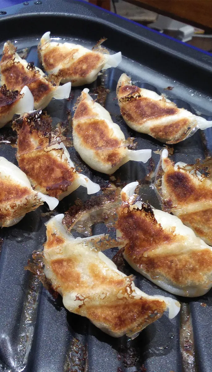 冷凍餃子もパリッパリ♪