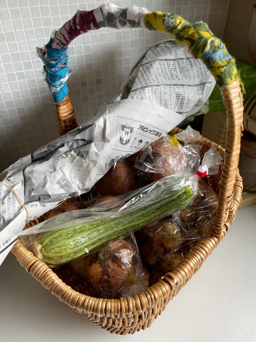 飛田さんが直売所で買った野菜