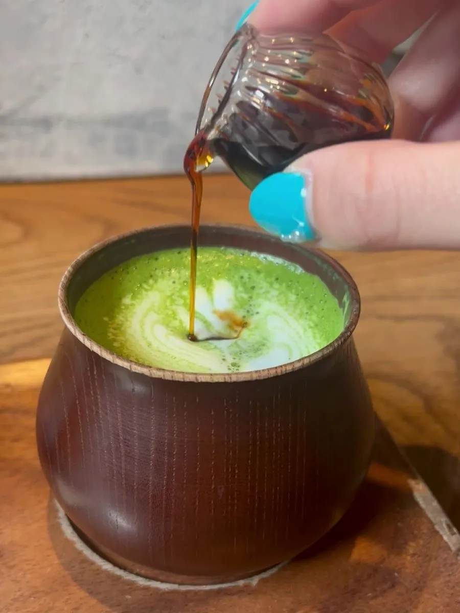 シロップを入れて