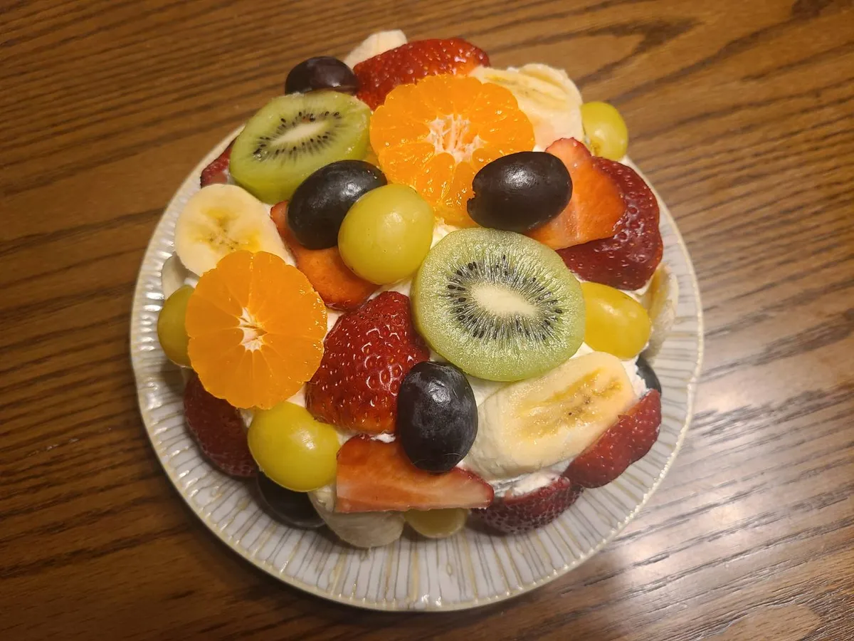 特製クリスマスケーキ(フルーツ断面ケーキ風)。